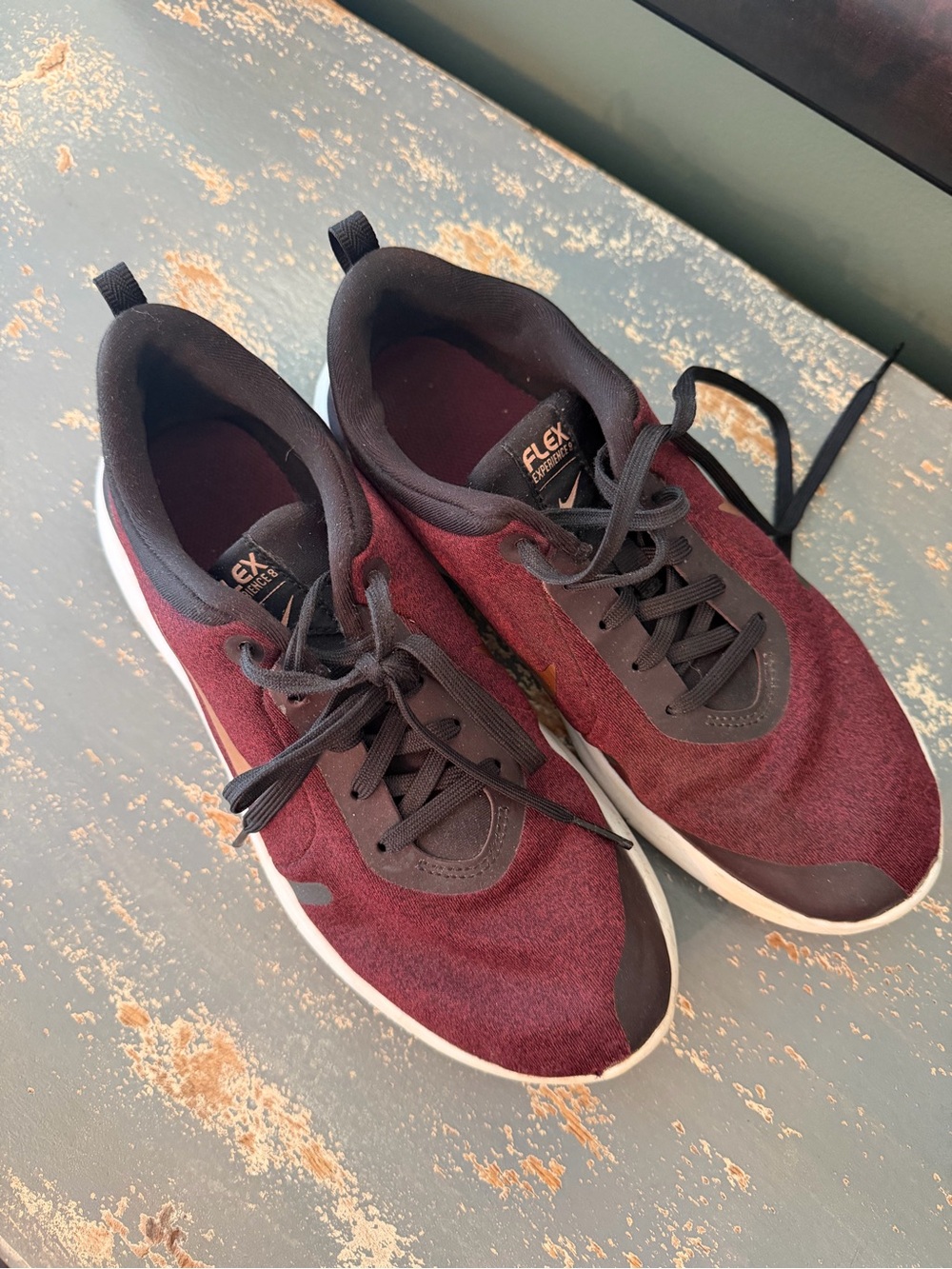 Nike Burgundy and Black Athletic Sneakers with White Swoosh - Picture 2 of 4